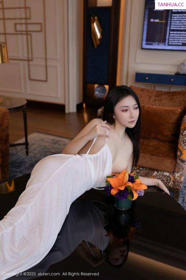 鱼子酱fish  [XiuRen]高清写真图 2025.01.17 No.9780 鱼子酱Fish 美腿性感第47张图片